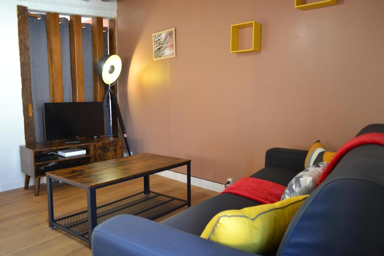 Apartament L'Essentiel De Chartres Zewnętrze zdjęcie